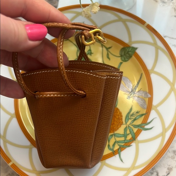 Hermes Brown Mini Bag with High-Quality Leather and Clean Stitching - Picture 8 of 12